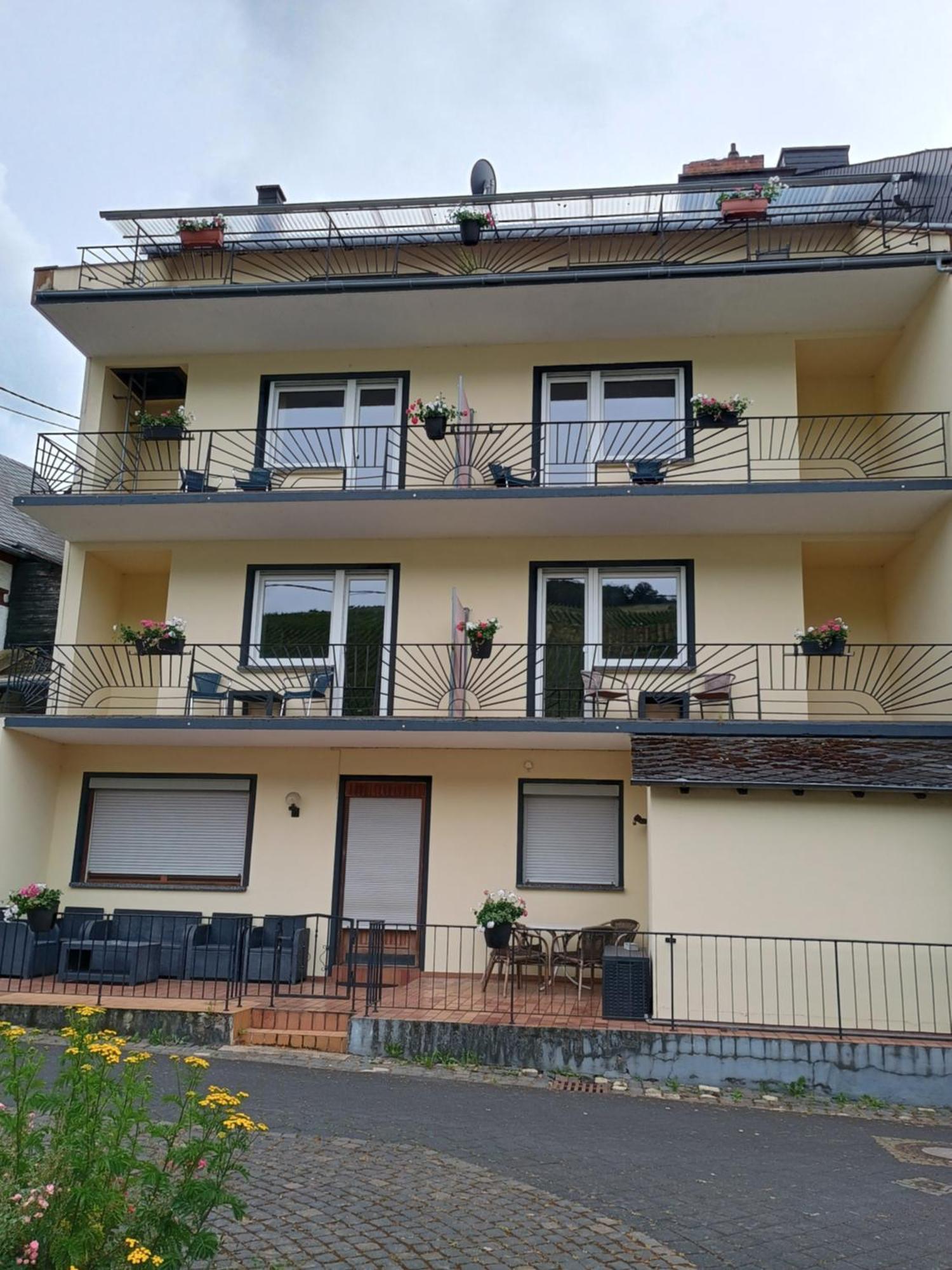 Gasthof Zur Grafschaft Veldenz Εξωτερικό φωτογραφία