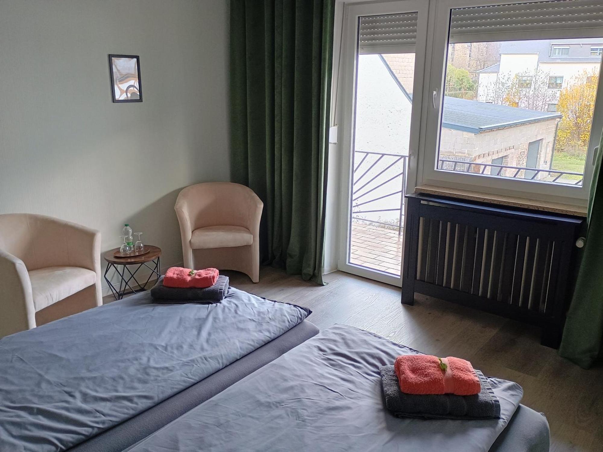 Gasthof Zur Grafschaft Veldenz Εξωτερικό φωτογραφία
