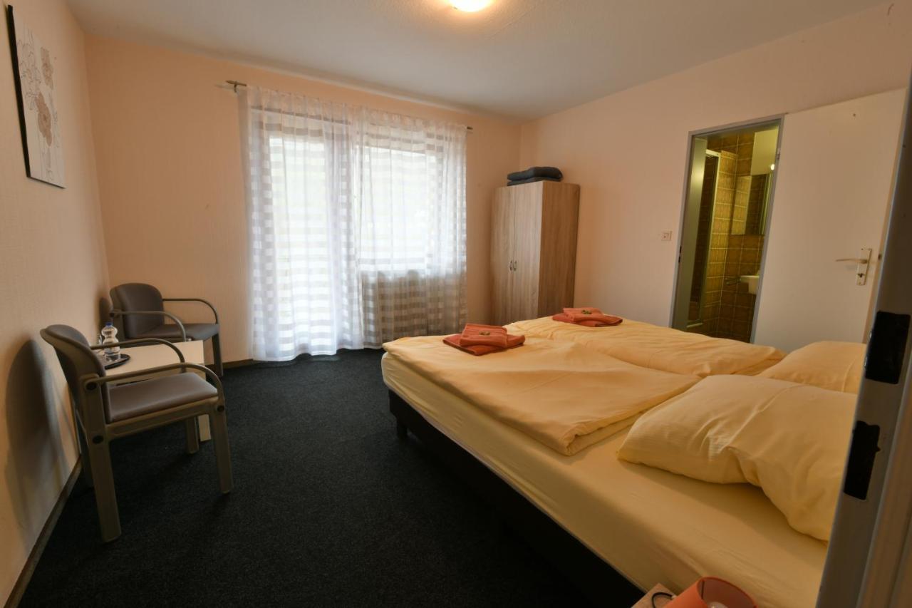 Gasthof Zur Grafschaft Veldenz Εξωτερικό φωτογραφία